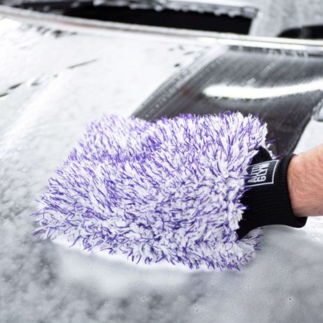 Autoglym Polar Blast, Polar Wash and Polar Seal Set. Snow foam and foam shampoo for snow foam lance and pressure washer. Ceramic and hydrophobic coating for foam gun. Autoglym Set at best price. Autoglym Ireland, Autoglym Cork Ireland. Better price than Halfords