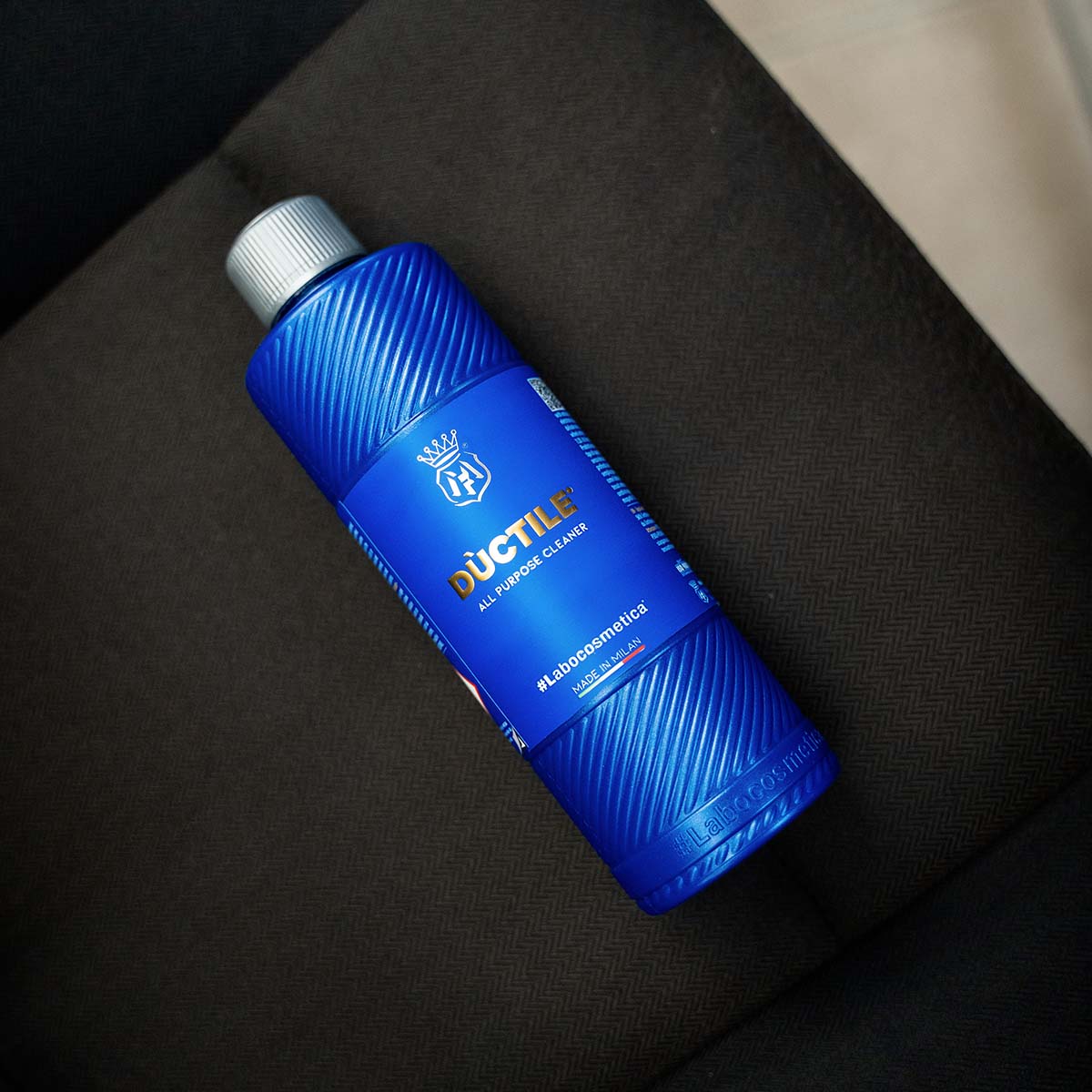 Labocosmetica Ductile APC. All Purpose Cleaner. Alcantara Safe. Blue bottle with see through cap. Labocosmetica Cork Ireland