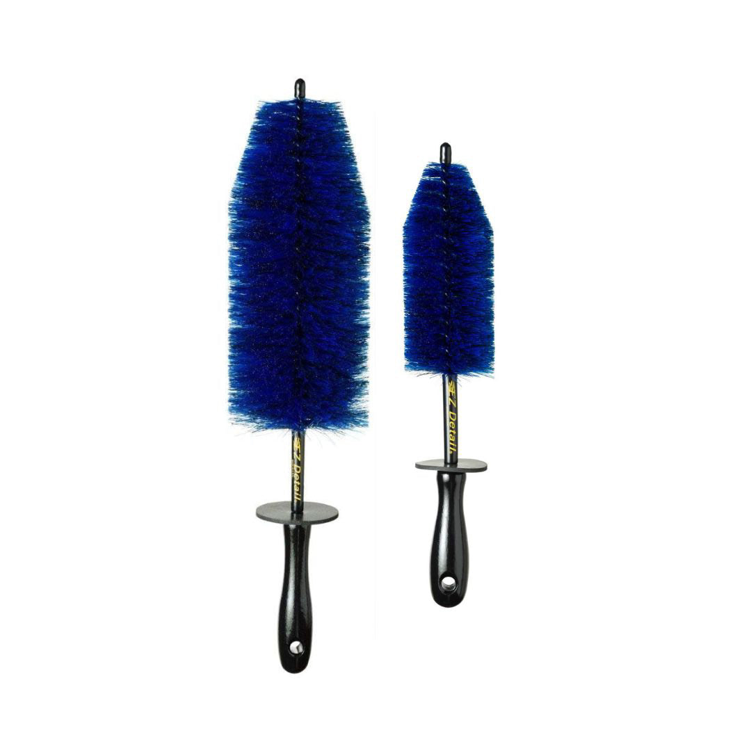 EZ Detail Wheel Brush Blue. Safe wheel brush for wheel barrel. Wheel brush set for alloy wheels, diamond cut and engine bay. Engine bay brush for cleaning. EZ Detail Ireland