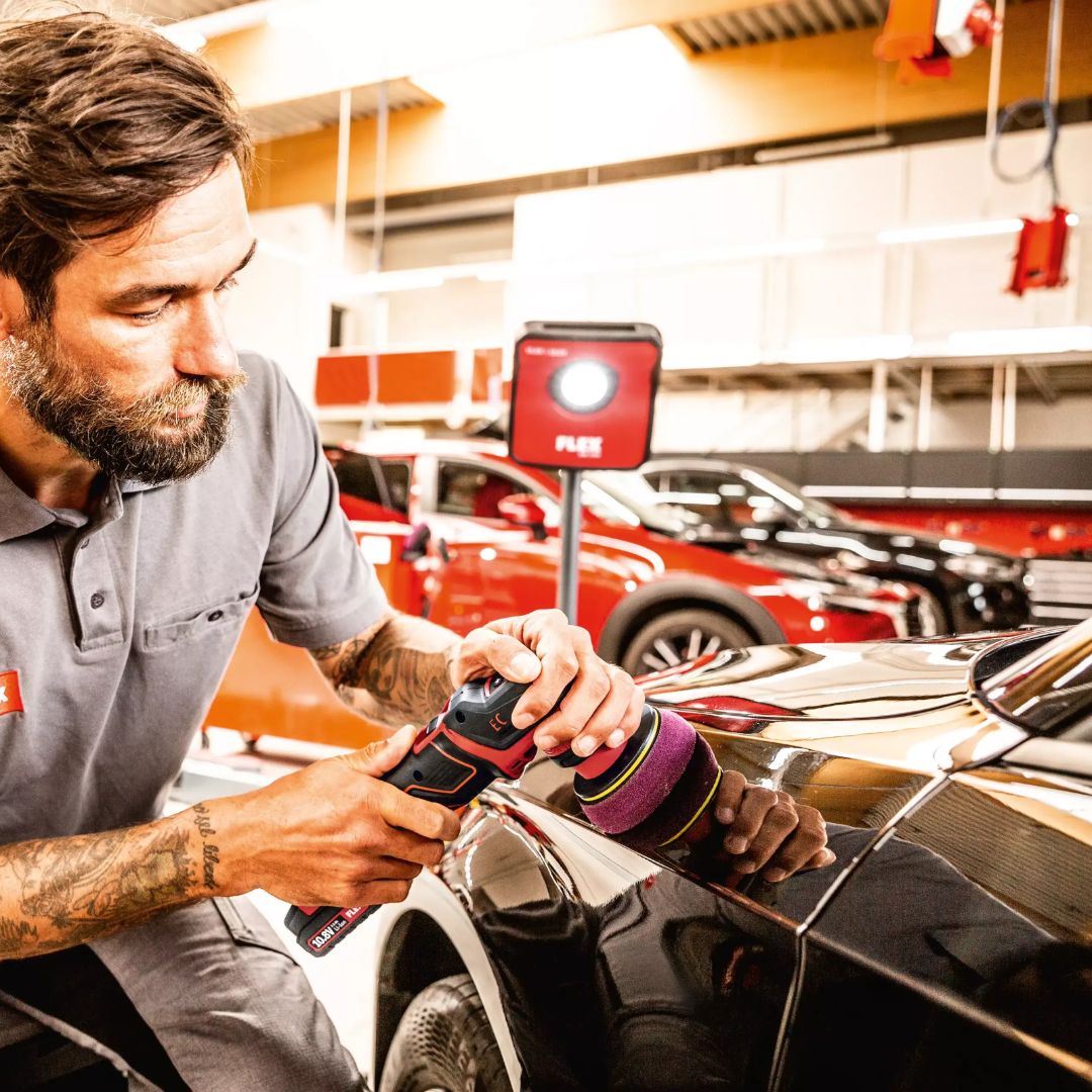 Flex PXE80 Cordless mini polisher. Flex Ireland. The smart cordless polisher 10,8 V, rotary and random orbital free-running