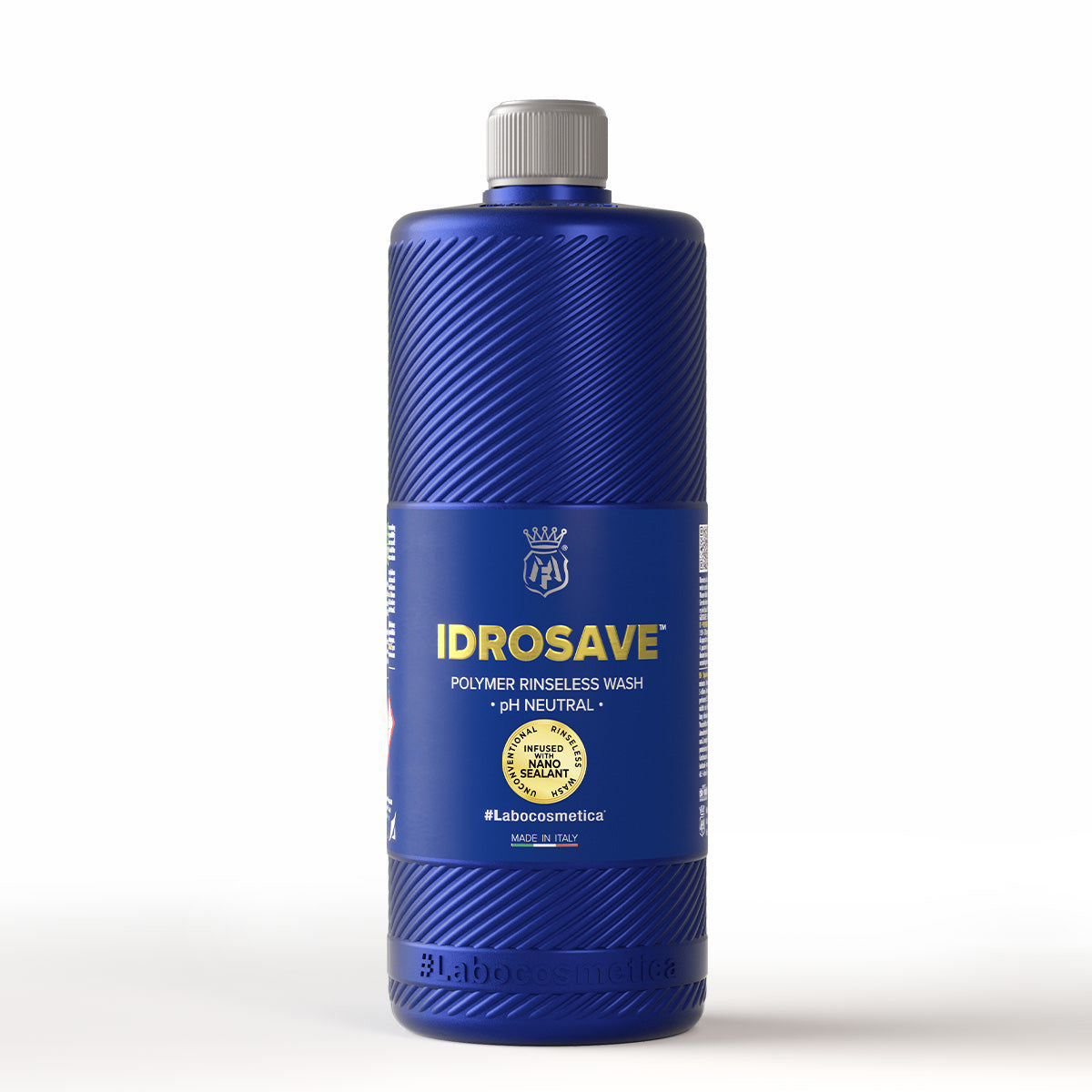 Labocosmetica Idrosave is the latest polymer rinseless wash on the market. With a new and innovative formulation that offers a complete solution for washing and protecting vehicles in a single step without the need for additional rinsing. Idrosave can also be used as a rinse aid and works just as good as a Waterless wash too!