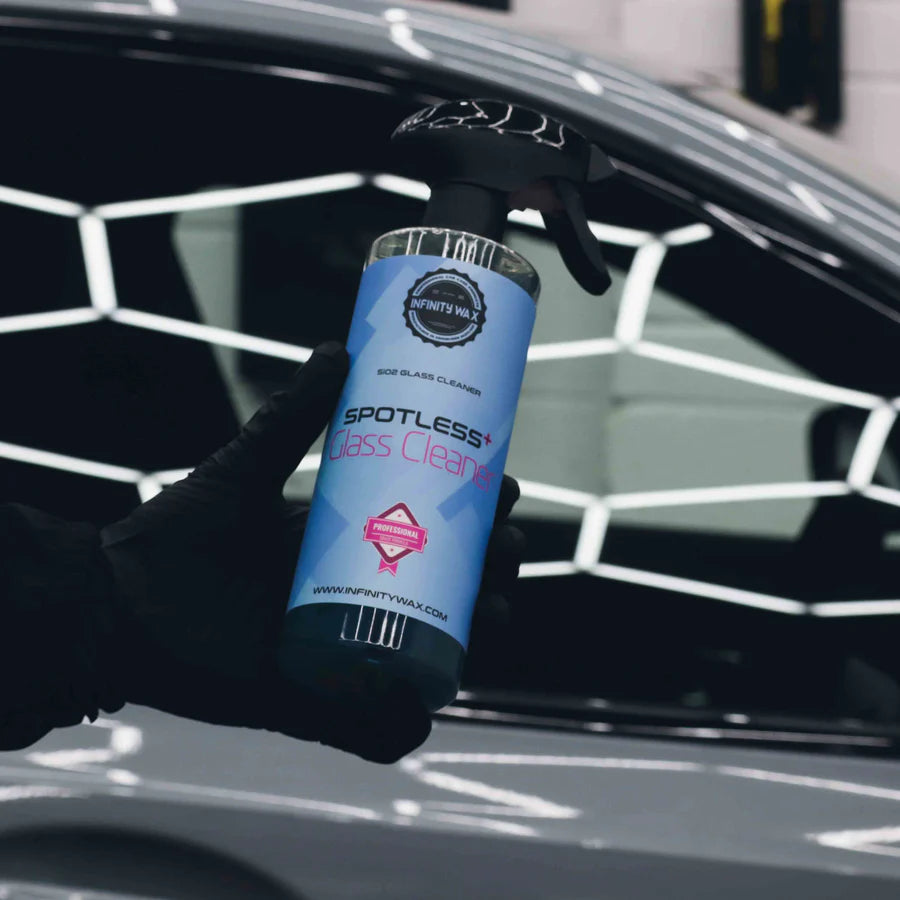 Infinity Wax Spotless Plus is a powerful glass cleaner that is infused with a super hydrophobic Si02 polymer that protects your exterior and interior glass for up to 2 months. Infinity Wax Ireland