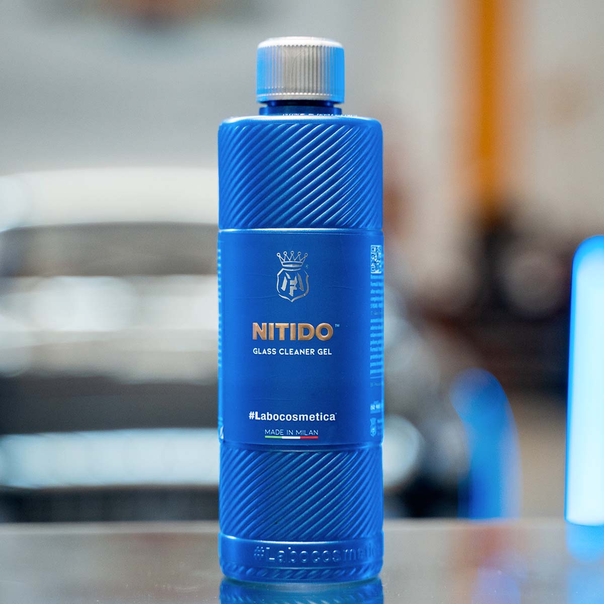 Labocosmetica Nitido Glass Cleaner and degreaser. Best glass cleaning gel for smoke and vape residue. Labocosmetica Ireland