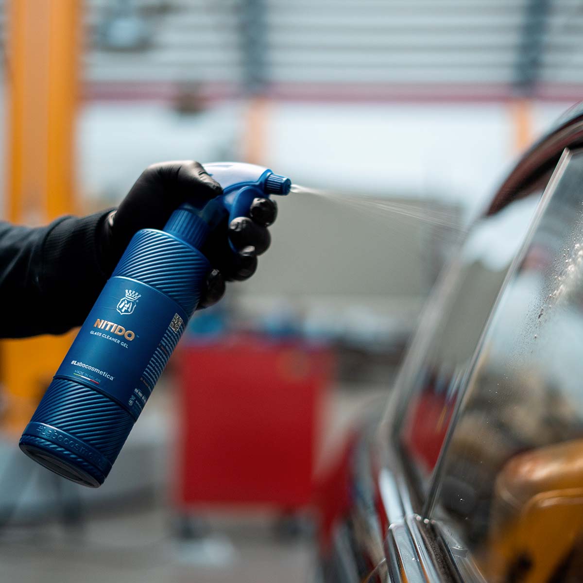 Labocosmetica Nitido Glass Cleaner and degreaser. Best glass cleaning gel for smoke and vape residue. Labocosmetica Ireland