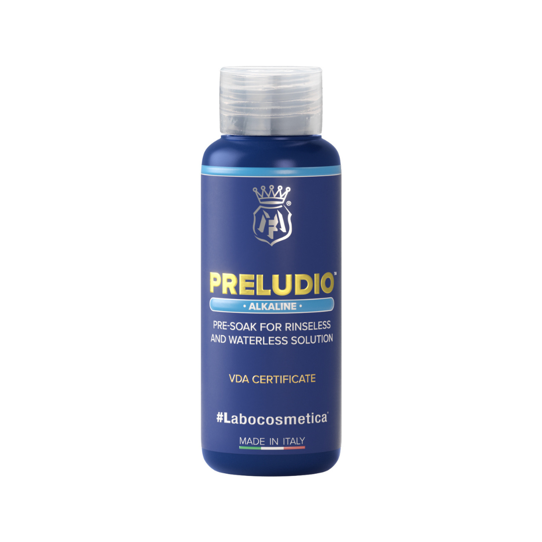 Labocosmetica Preludio is an alkaline pre-soak for Rinseless and Waterless products such as Idrosave and Maniac Waterless specifically for organic contamination such as traffic film, dirty wheels, insects and bugs, smog deposits, exhaust fumes, fuel traces and even difficult stains such as bird droppings, which a neutral product struggles to remove or needs longer time. 