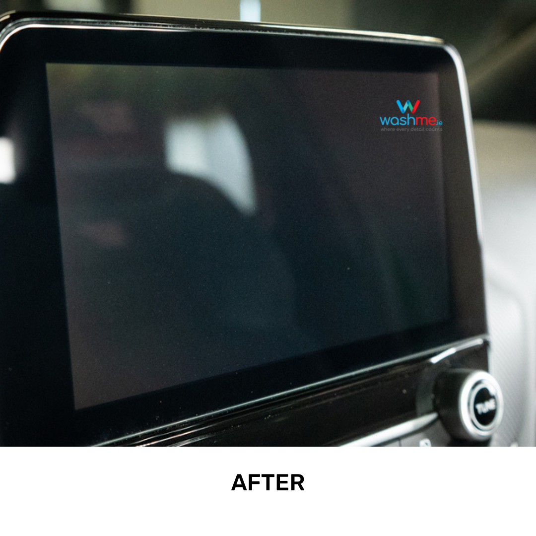 MaFra Glass Cleaner Plus. Streak Free glass cleaner without ammonia. Ammonia free. Blue glass cleaner for car and infotainment systems. MaFra Ireland