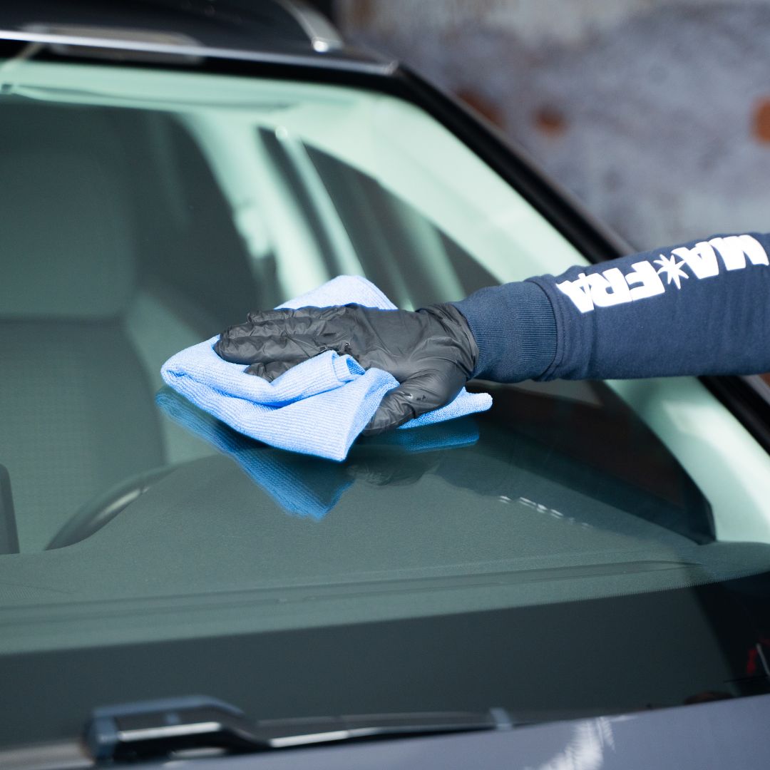 Maniac Rain Speed Anti Rain Glass Sealant. Ceramic Coating for glass and windshield. Best glass sealant for Ireland. Maniac line Ireland. Mafra Ireland.