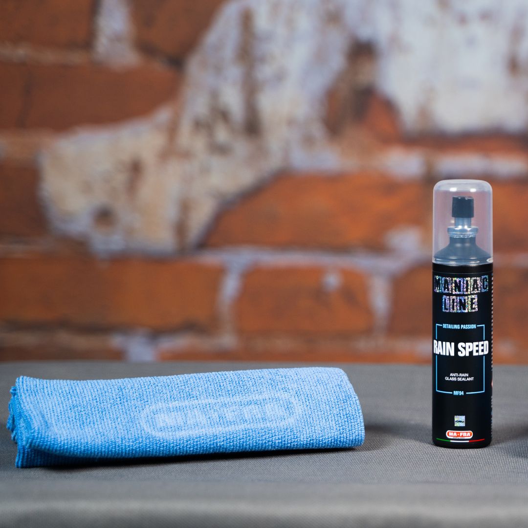 Maniac Rain Speed Anti Rain Glass Sealant. Ceramic Coating for glass and windshield. Best glass sealant for Ireland. Maniac line Ireland. Mafra Ireland.