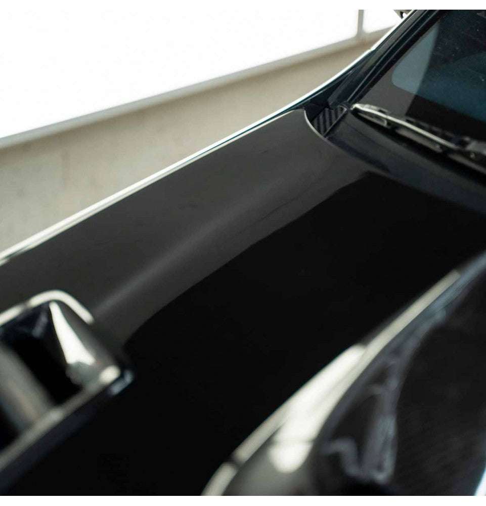 Maniac Waterless Wash. Best Waterless. P&S. Better than ONR. Waterless, from the Maniac line, is a revolutionary waterless cleaner that also offers an extraordinary shine, and has been specially formulated to be compatible with ceramic coatings.