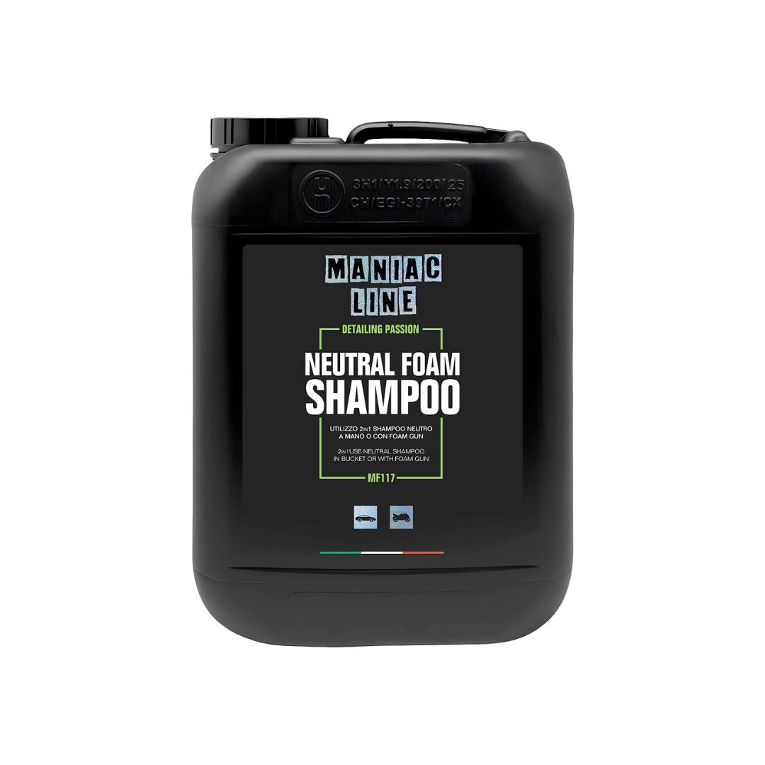 Black shampoo container with 'Maniac Line' branding on a white background