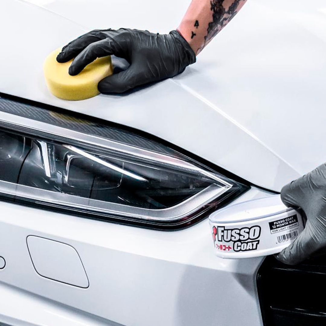 Fusso paste wax. Soft99 wax. Soft99 Fusso Coat light. Best wax for white and silver cars. 12 month wax. Like ceramic coating wax. Soft99 Ireland