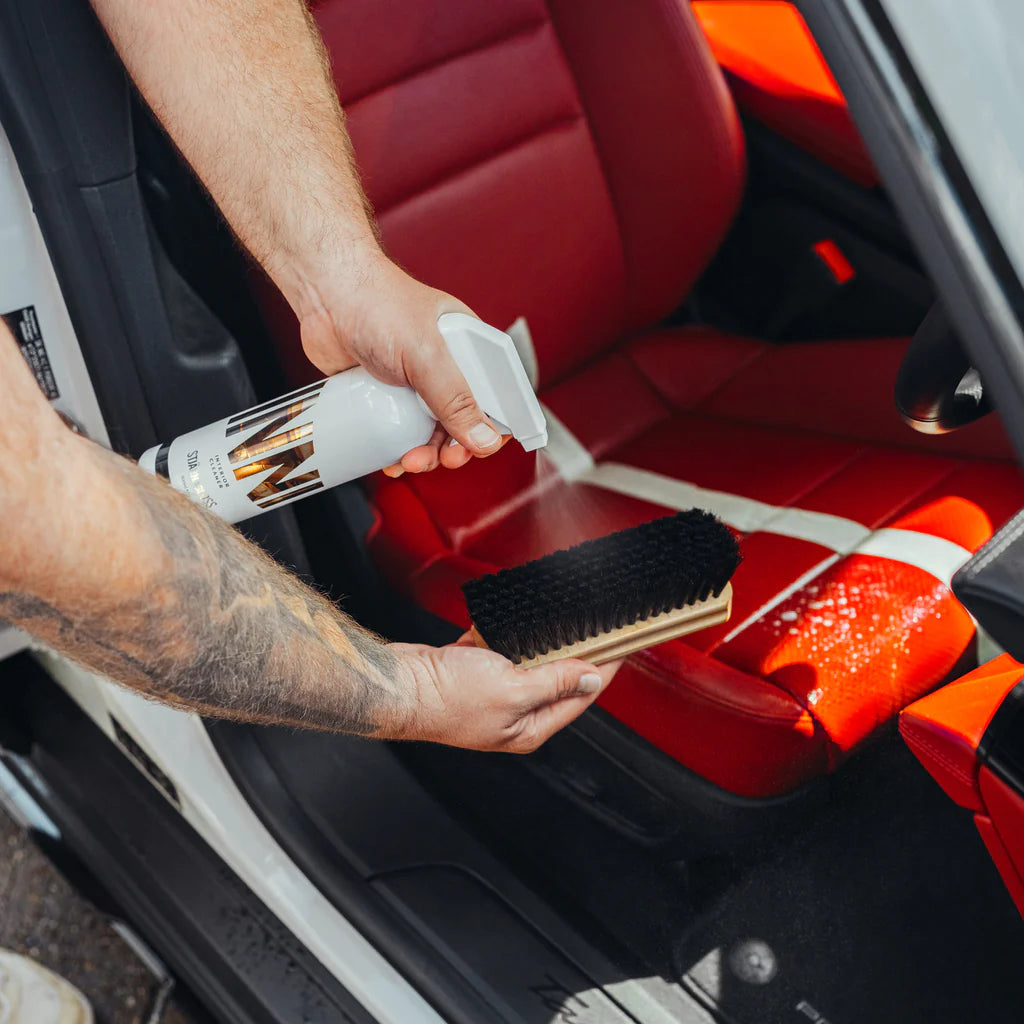 Stjarnagloss Inni 5L Interior Cleaner. Cleaner for dashboard. Interior plastic cleaner. Interior fabric cleaner. Stjarnagloss Ireland, Stjarnagloss Cork Ireland