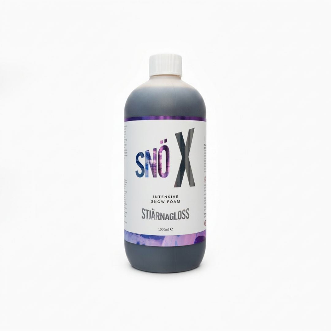 Bottle of Stärnagloss Snö X Intensive Snow Foam on a white background