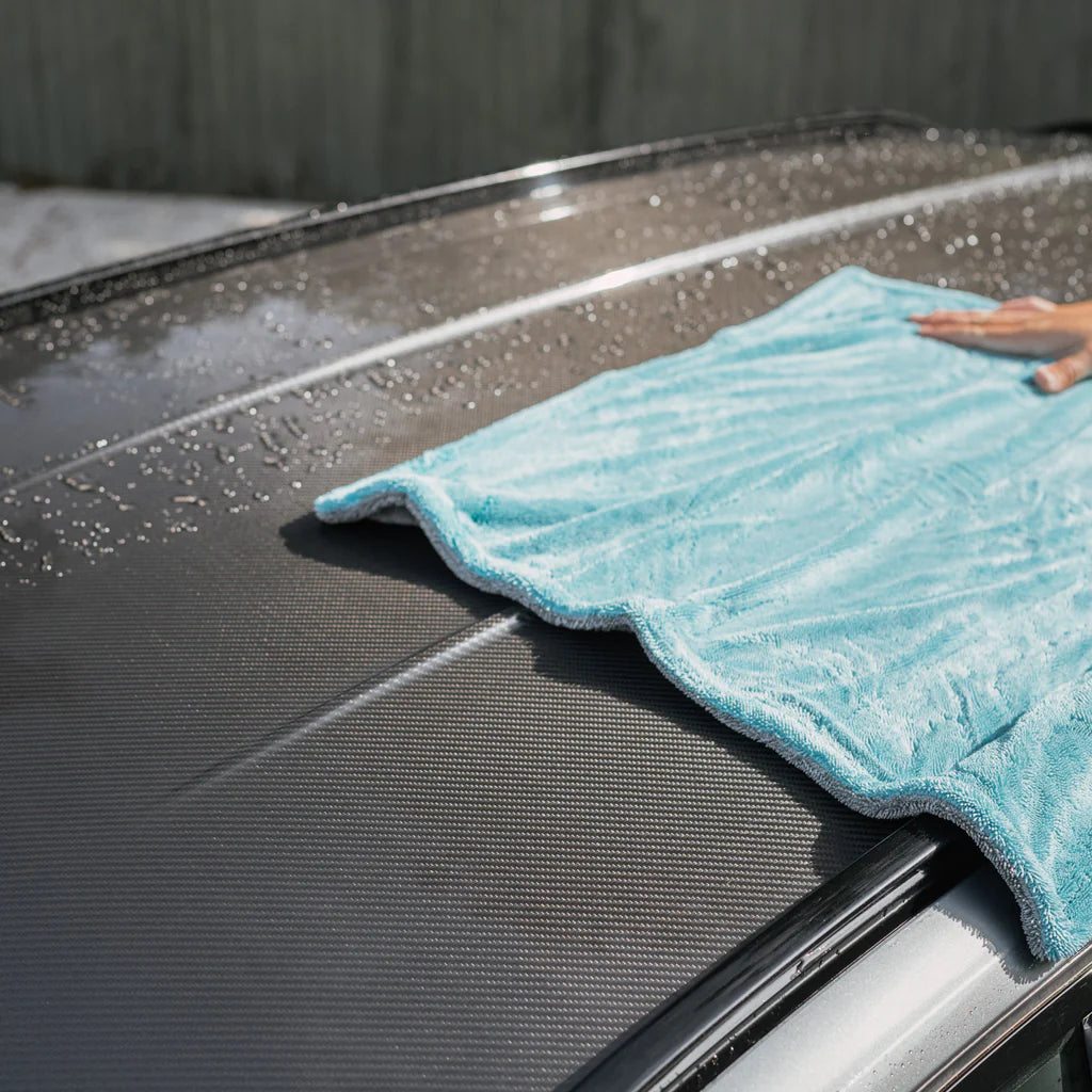 Stjarnagloss Thorstig Microfibre Drying Towel. Pink with grey double twisted drying towel. Stjarnagloss Ireland, Stjarnagloss Cork Ireland