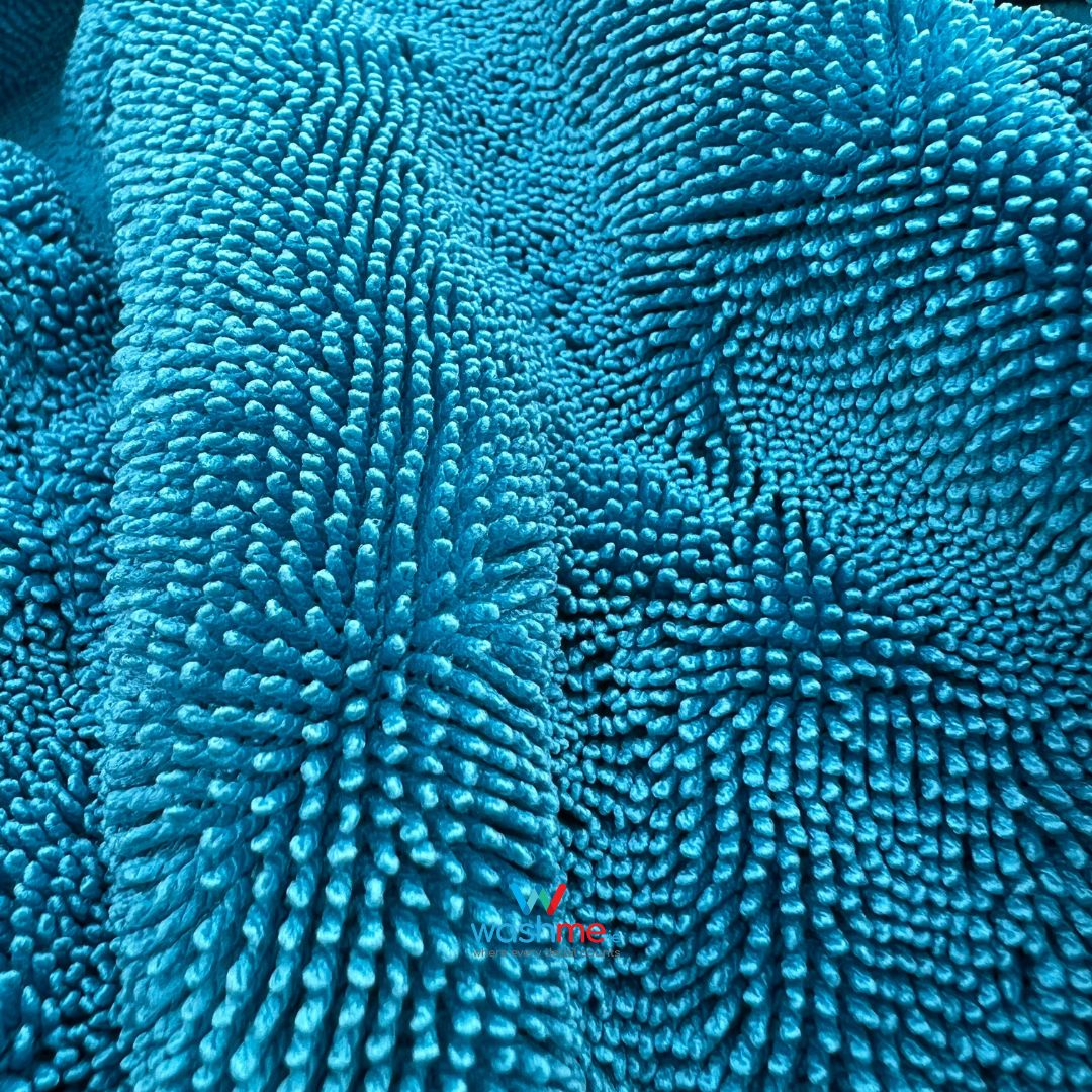 WashMe Dual Tommy XL Drying Towel 1400gsm in blue. Korean fibre drying towel. Best drying towel. Twisted look drying towel. Soft chenile drying towel. Highly absorbant drying towel. Ireland