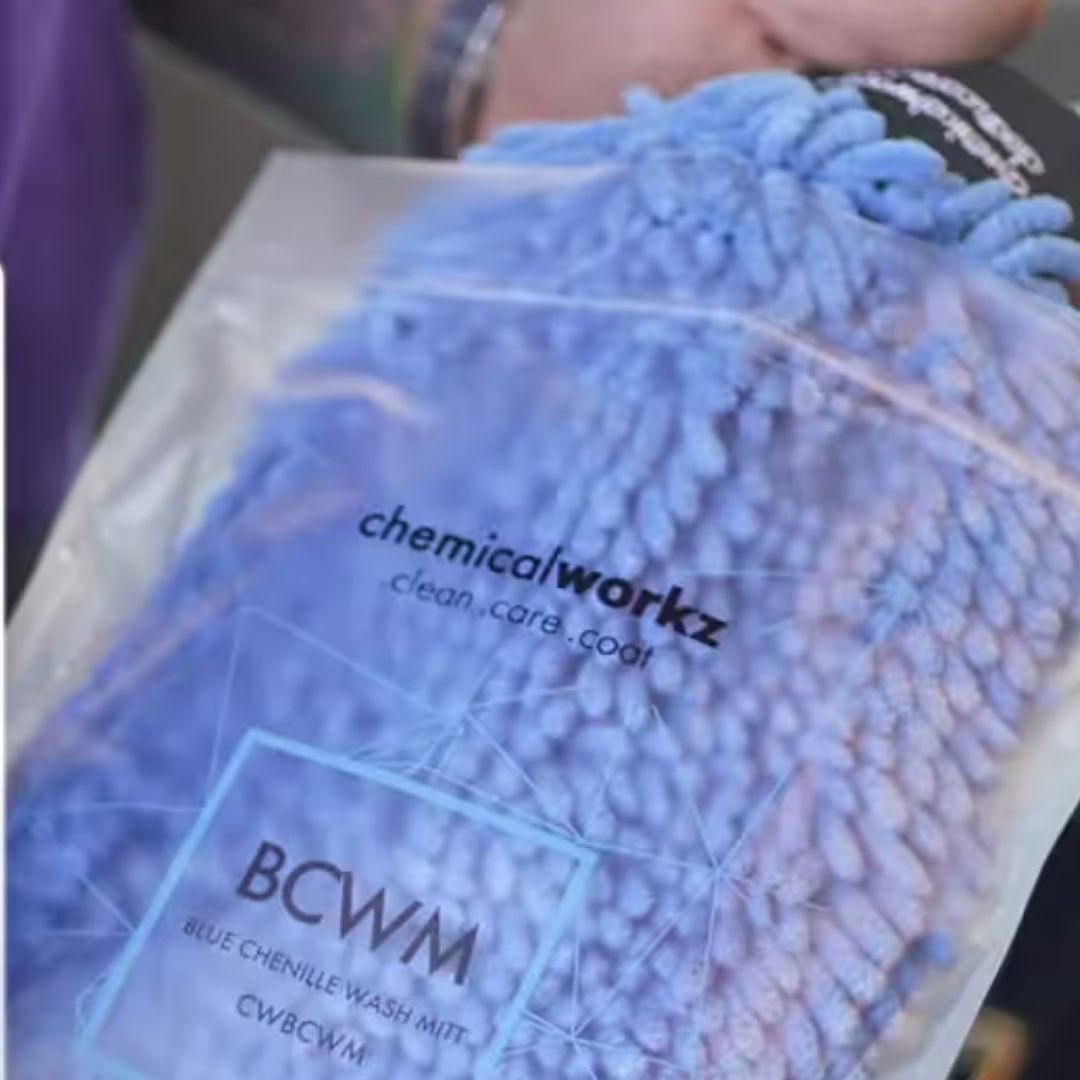 Blue Chenille Wash Mitt with 'chemicalworkz' branding on a white background