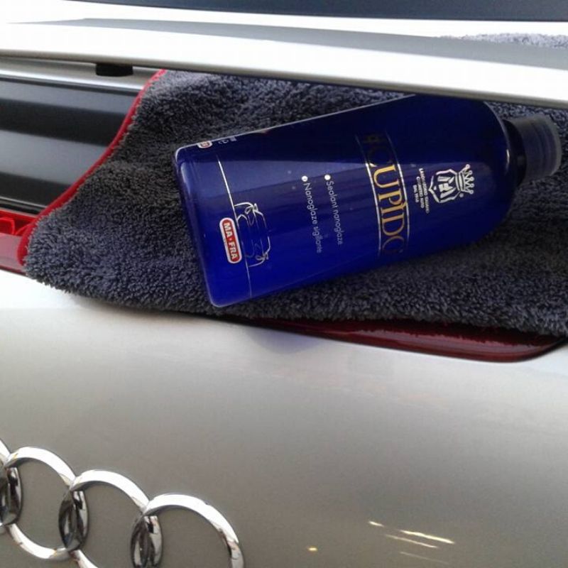 Labocosmetica Cupido quick detailer. Ceramic coating detailer. Hydrophobic coating with water beading. High gloss. Labcosmetica Cork Ireland.