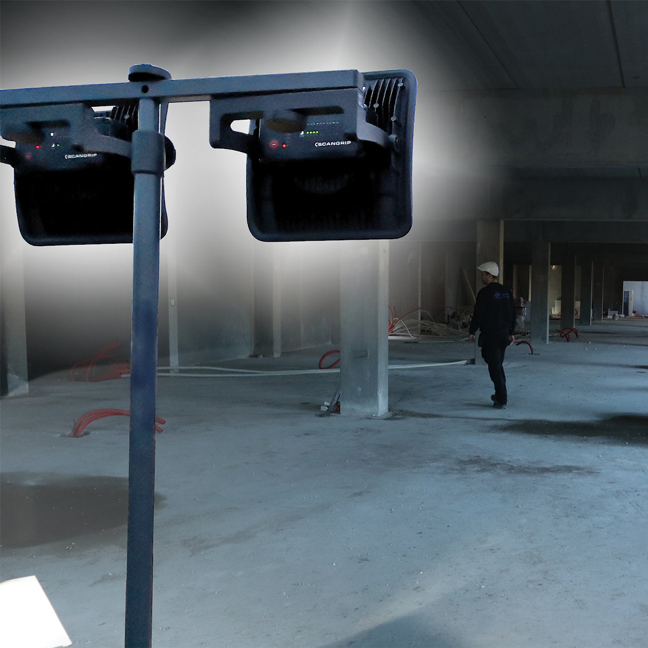 Scangrip Ireland. Scrangrip Cork Ireland. Scangrip Tripod Dual Bracket for flood light. LED light stand