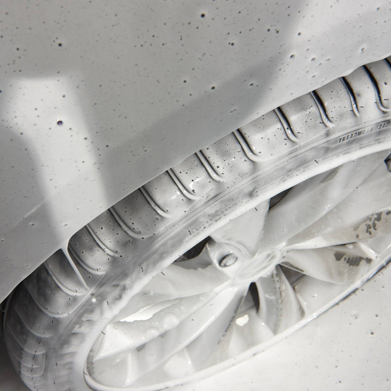 Autoglym High Foam TFR. Heavy Duty foam for trucks and lorries. Traffic Film Remover. Autoglym High Foam TFR. Autoglym Shampoo foam gun. Clean tractor and lorries and trucks. Autoglym Cork Ireland