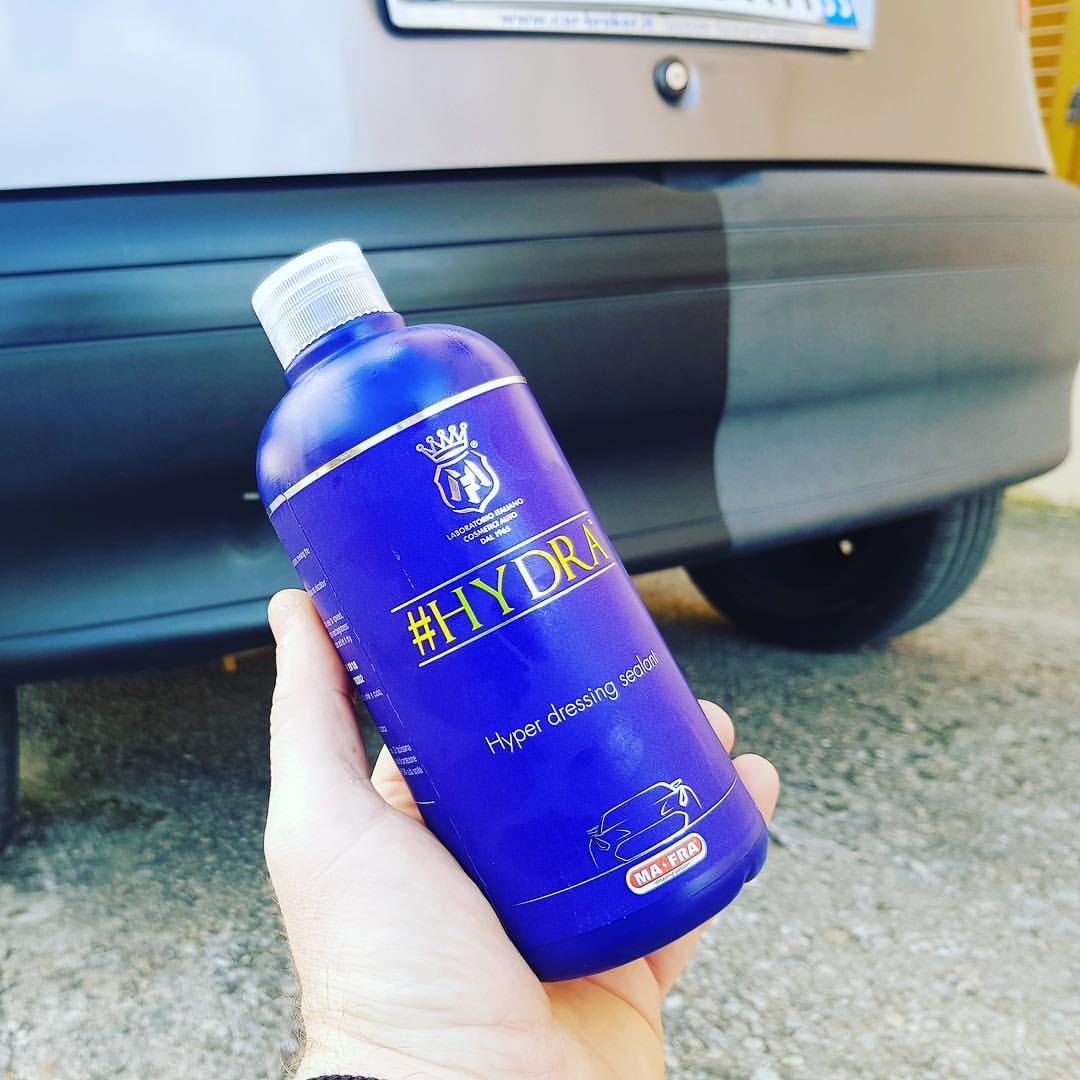 Labocosmetica Hydra Tyre dressing. matte sating tyre dressing and tyre shine. Trim Dressing. Plastic trim dressing. 3 months duration. Labcosmetica Cork Ireland.