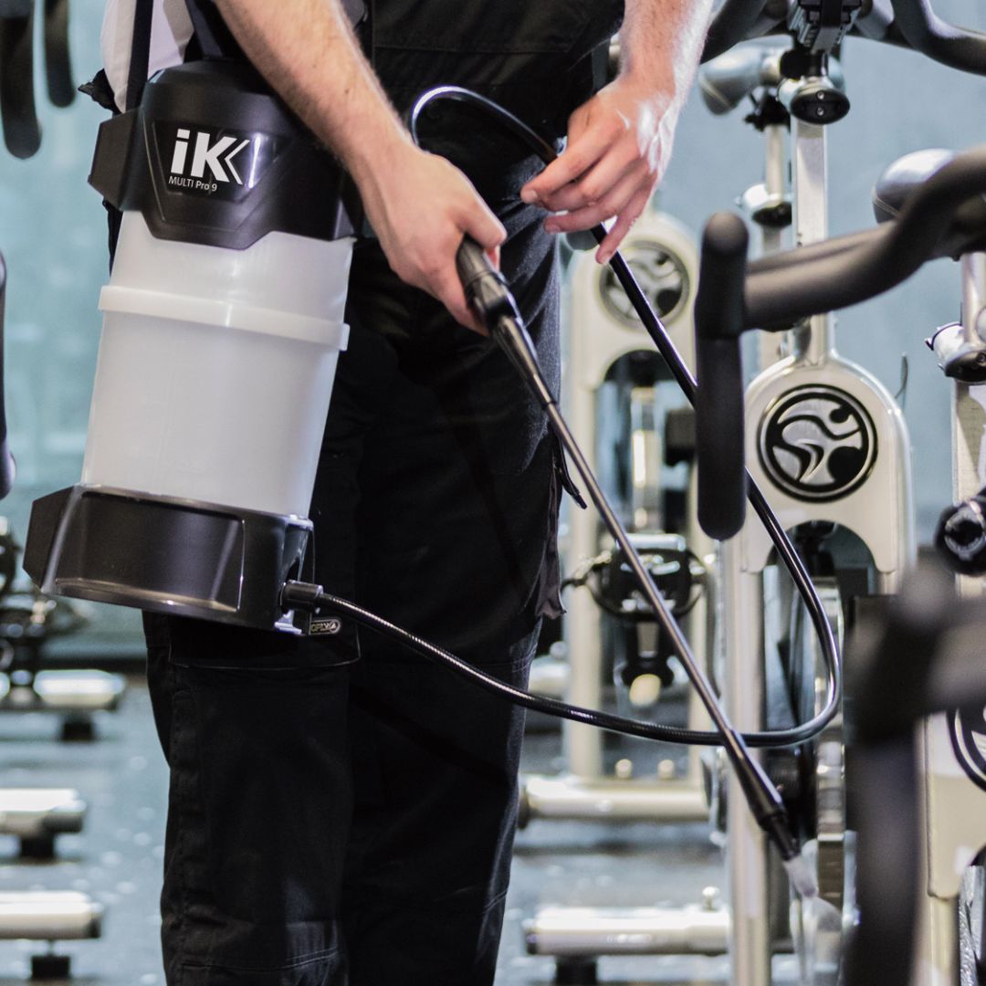 IK Multi Pro 9 Sprayer. IK pump sprayer 6 liter. best sprayer for car wash. TFR sprayer for lorry and trucks and vans. IK Ireland. IK sprayer Cork Ireland