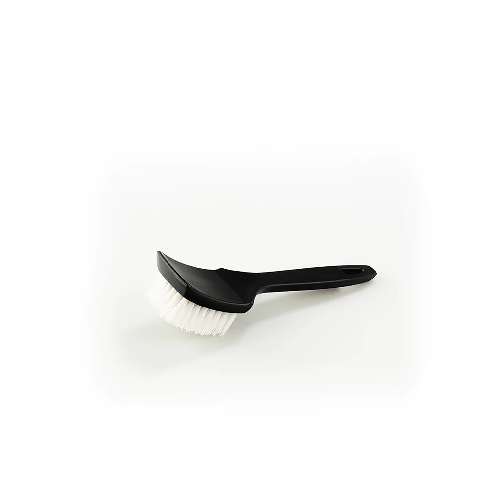 Stjarnagloss Skrubba Tyre Brush. Nylon Tyre Brush. Best brush to clean tyres. Stjarnagloss Ireland