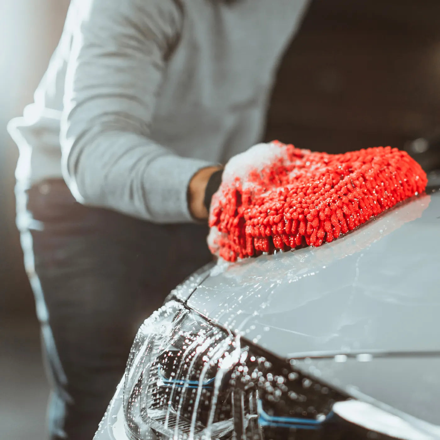 Autoglym low foaming, hardworking yet gentle Bodywork Shampoo Conditioner is specially formulated to leave a water-repellent, quick drying finish in no time. Autoglym Ireland