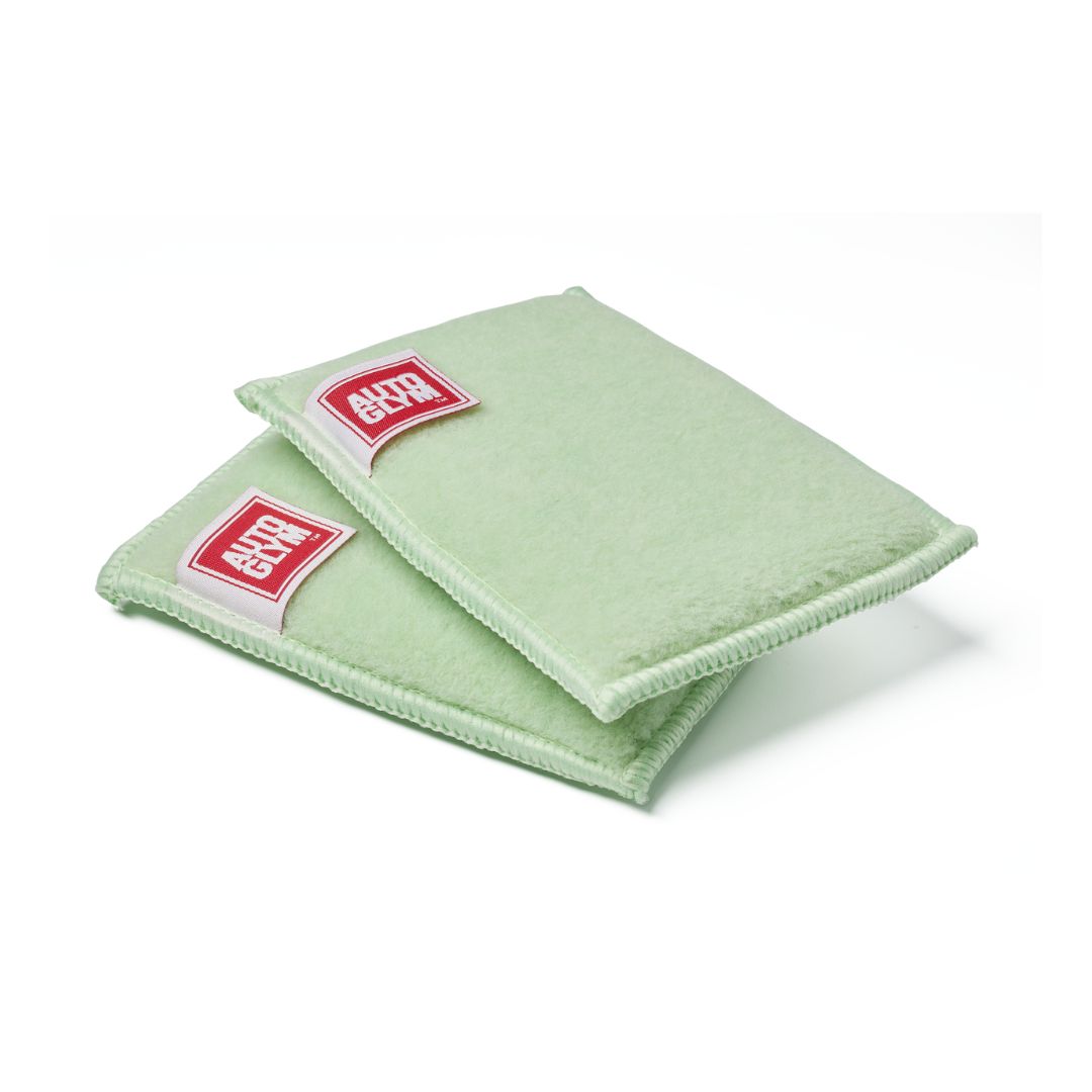 The new, 2024 Autoglym Interior Hand Pads safely lift and extract dirt and stains on all interior surfaces.   The Autoglym Interior Hand Pads are durable and compact cleaning pads that safely lift and extract dirt on all interior surfaces, including leather. Autoglym Ireland
