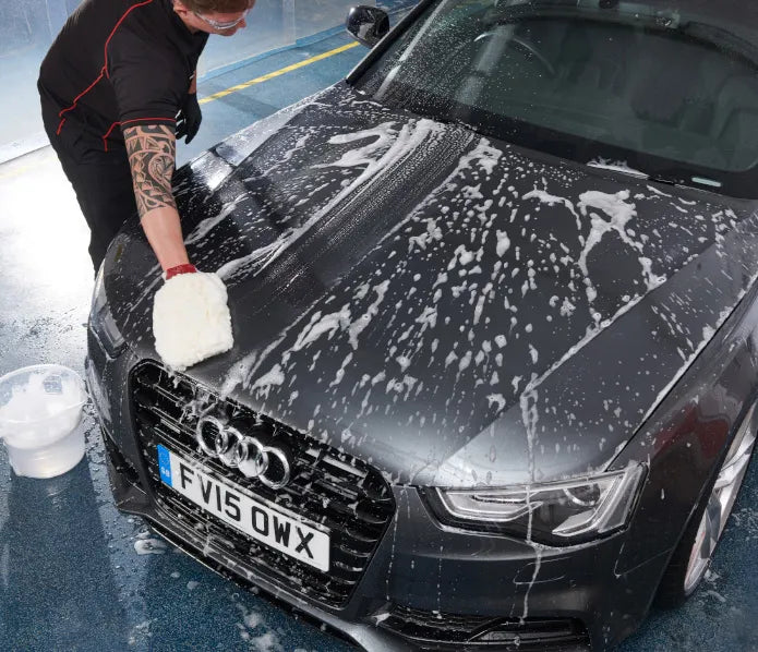 Autoglym shampoo for valeter. best shampoo autoglym. foam gun foam lance shampoo. 25L. Autoglym Cork Ireland