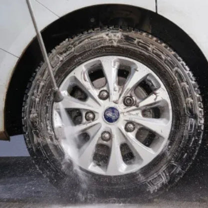 Car tire with washed with Autoglym Heavy Duty Wheel Cleaner in a blue container with a label on a white background, featuring 'Autoglym' branding.