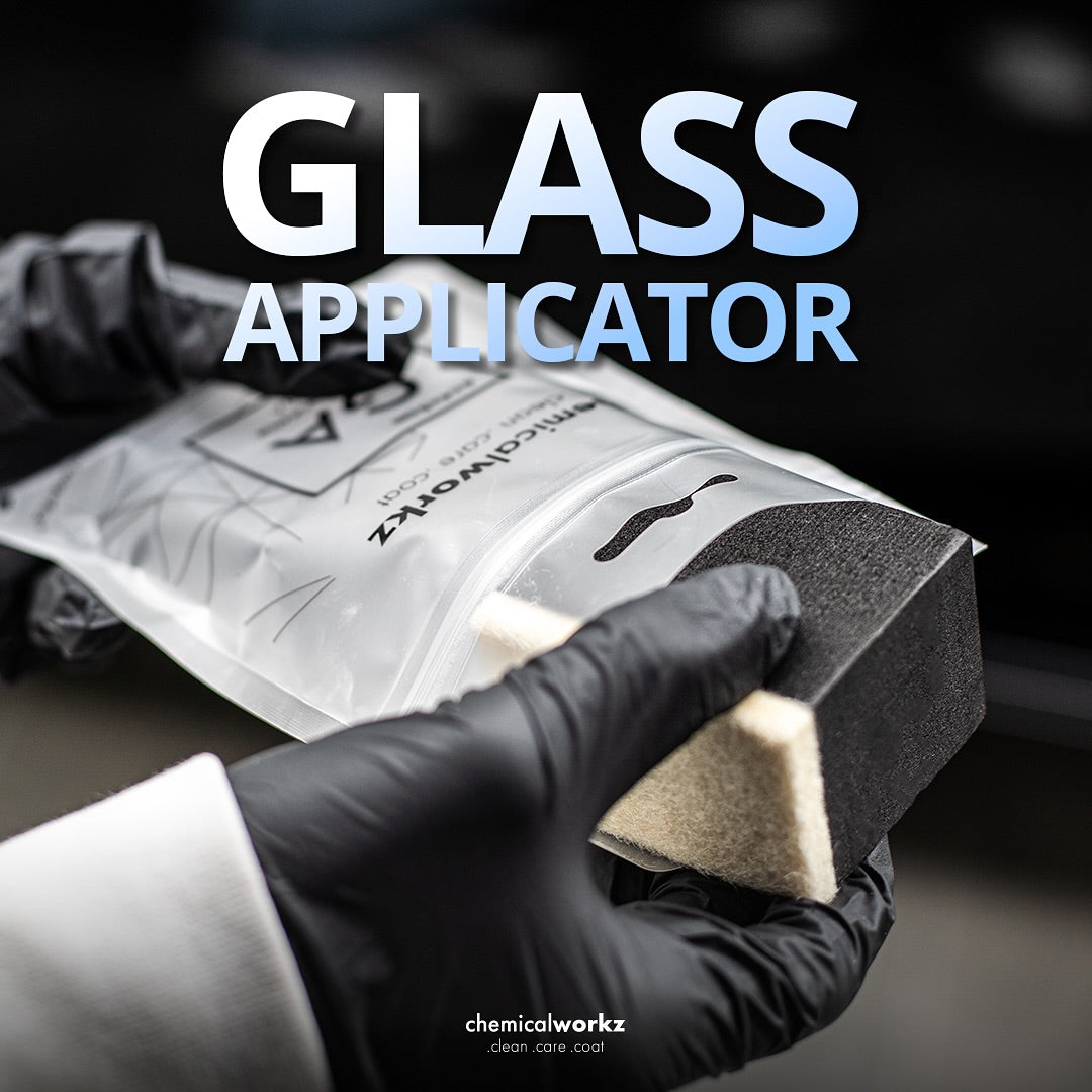Glass applicator with a sponge and packaging labeled 'chemicalworkz' on a dark background.