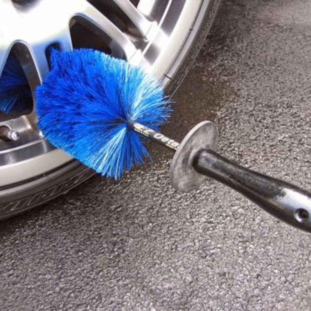 EZ Detail Wheel Brush Blue. Safe wheel brush for wheel barrel. Wheel brush set for alloy wheels, diamond cut and engine bay. Engine bay brush for cleaning. EZ Detail Ireland
