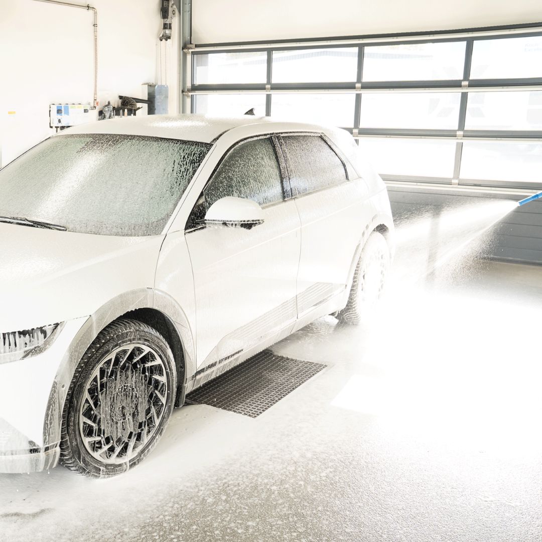 Koch Chemie The Finisher TropicSnow snow foam on Hyundai Ioniq 5