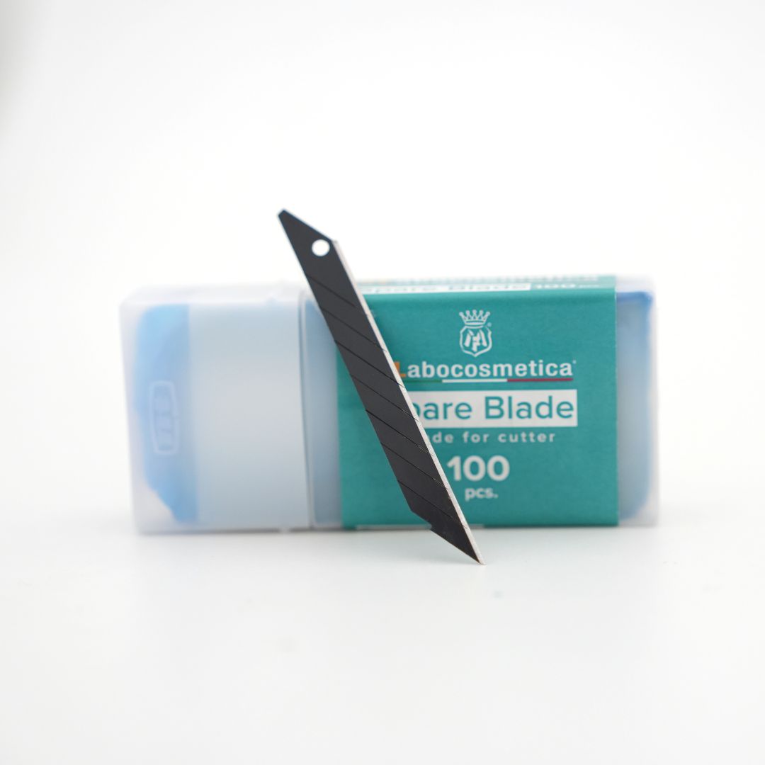 Labocosmetica 100 piece Blade Set for PPF Cutting Knife sharp blade with packaging on a white background