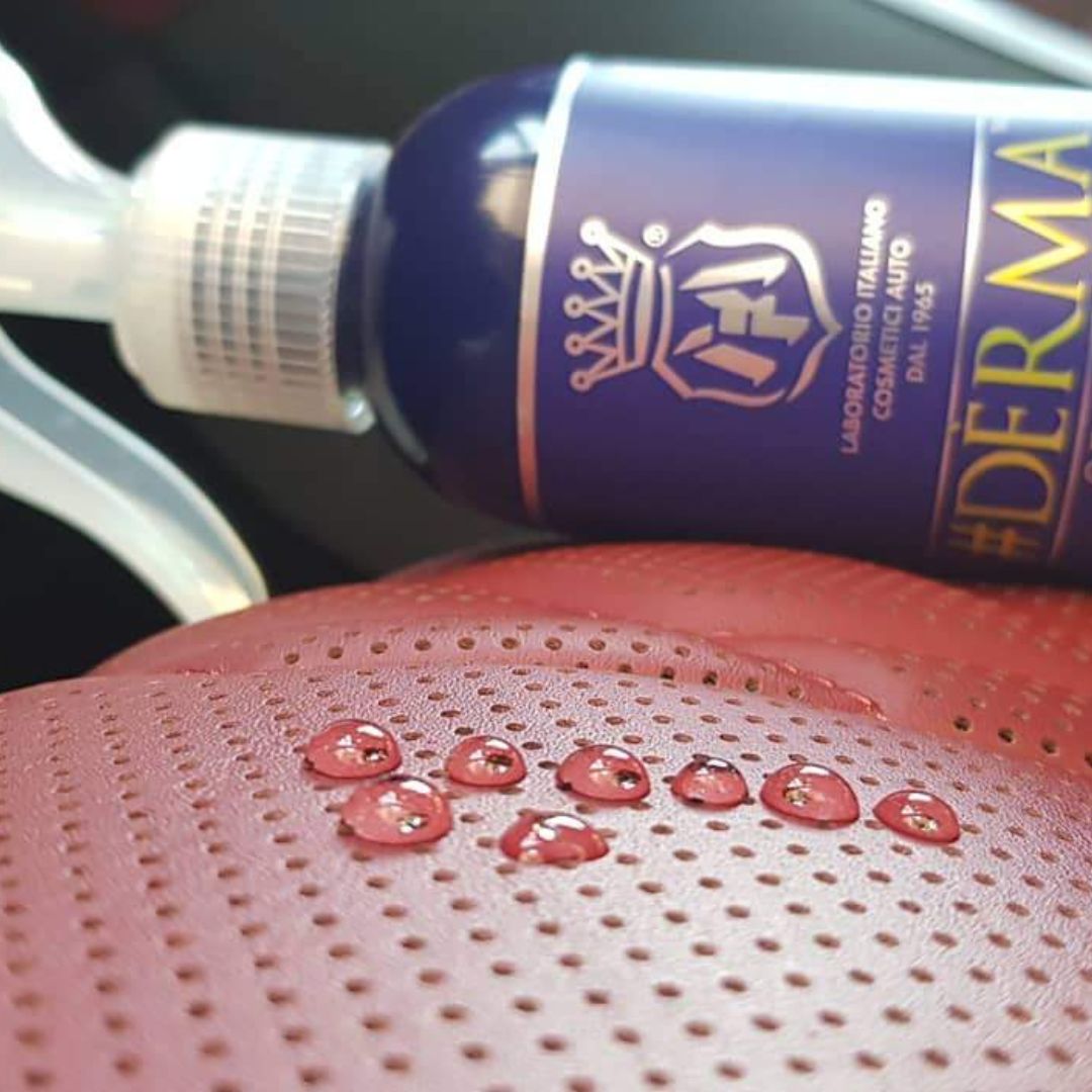 Labocosmetica Derma Leather Cleaner Kit. Leather cleaner, Leather conditioner and Leather Sealant. Leather brush and white microfibre cloth. washme Ireland. Labocosmetica Ireland