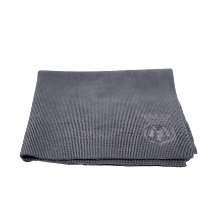 Labocosmetica microfibre cloth for polishing cloth. Buffing towel. Ultra soft microfibre with long and fluffy fibres. Soft cloth. quick detailer cloth and polish residue cloth. Labocsmetica Ireland