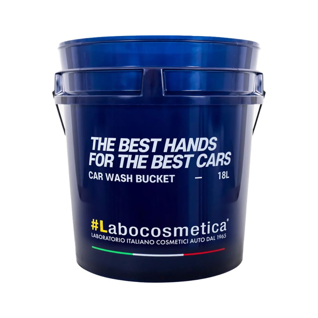 A 18L blue plastic car wash bucket with white text reading 'THE BEST HANDS FOR THE BEST CARS CAR WASH BUCKET 18L' and the brand name '#Labocosmetica' printed near the bottom, shown on a plain white background.