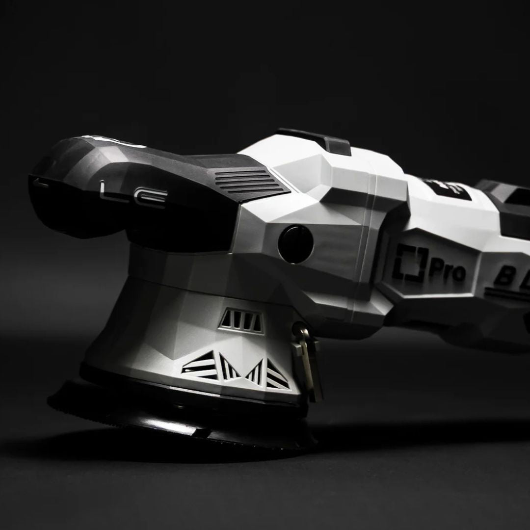 Liquid Elements A4500 Pro - 15mm Cordless Dual Action Polisher