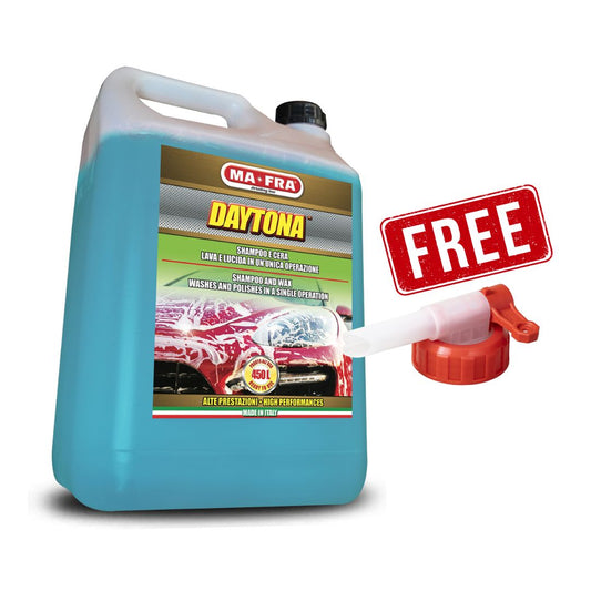 MaFra Daytong Car wash detergent container with a free pump attached on a white background