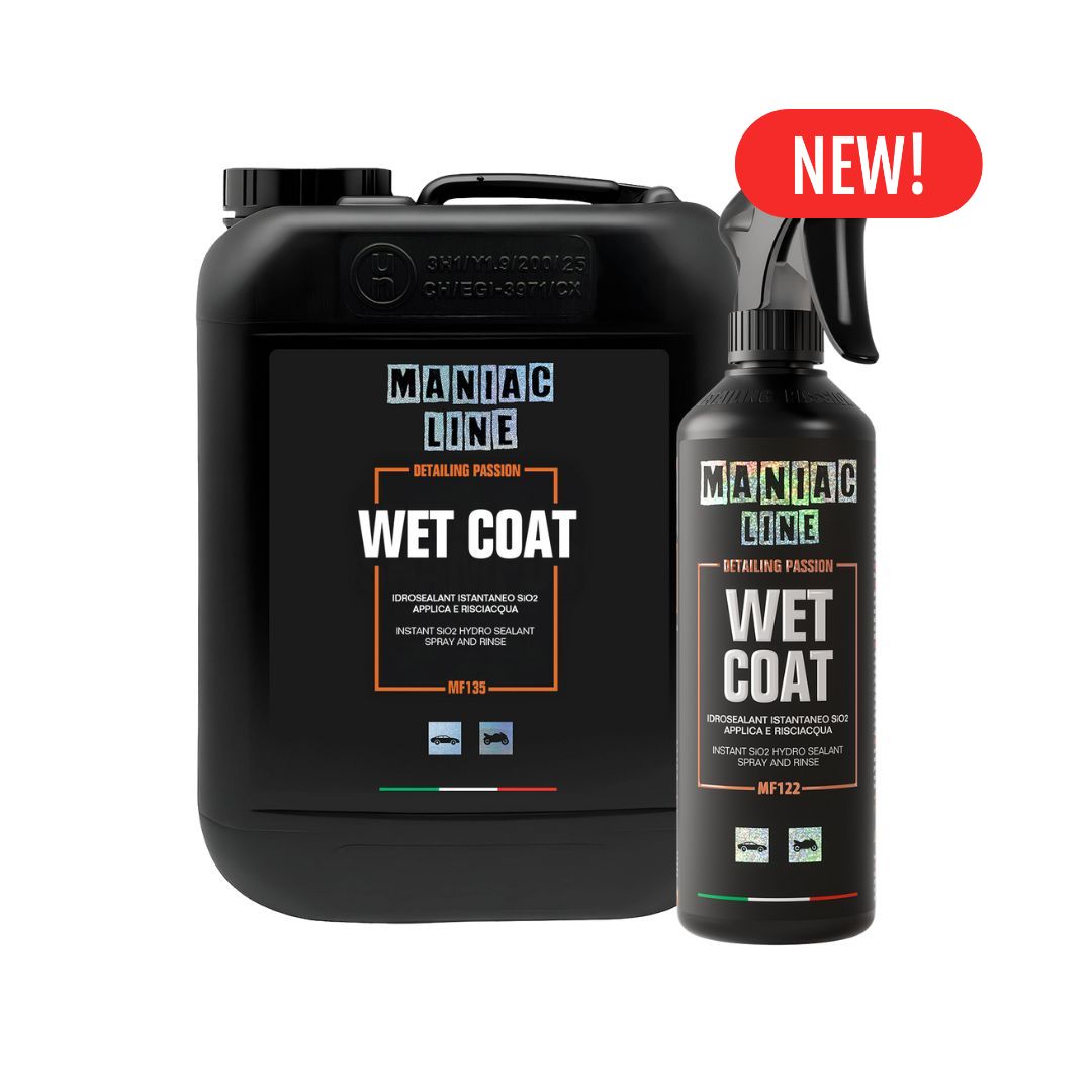 Maniac Line Wet Coat product set with large container and spray bottle on a white background