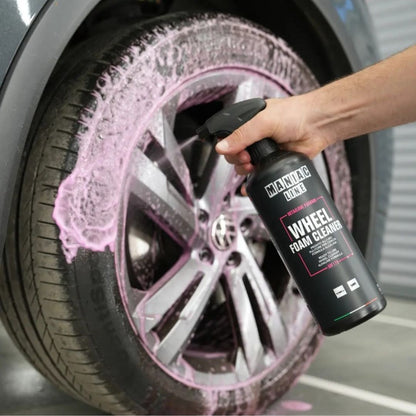 Maniac Wheel Foam Cleaner (Colour Changing) on VW wheel with purple reaction from fallout