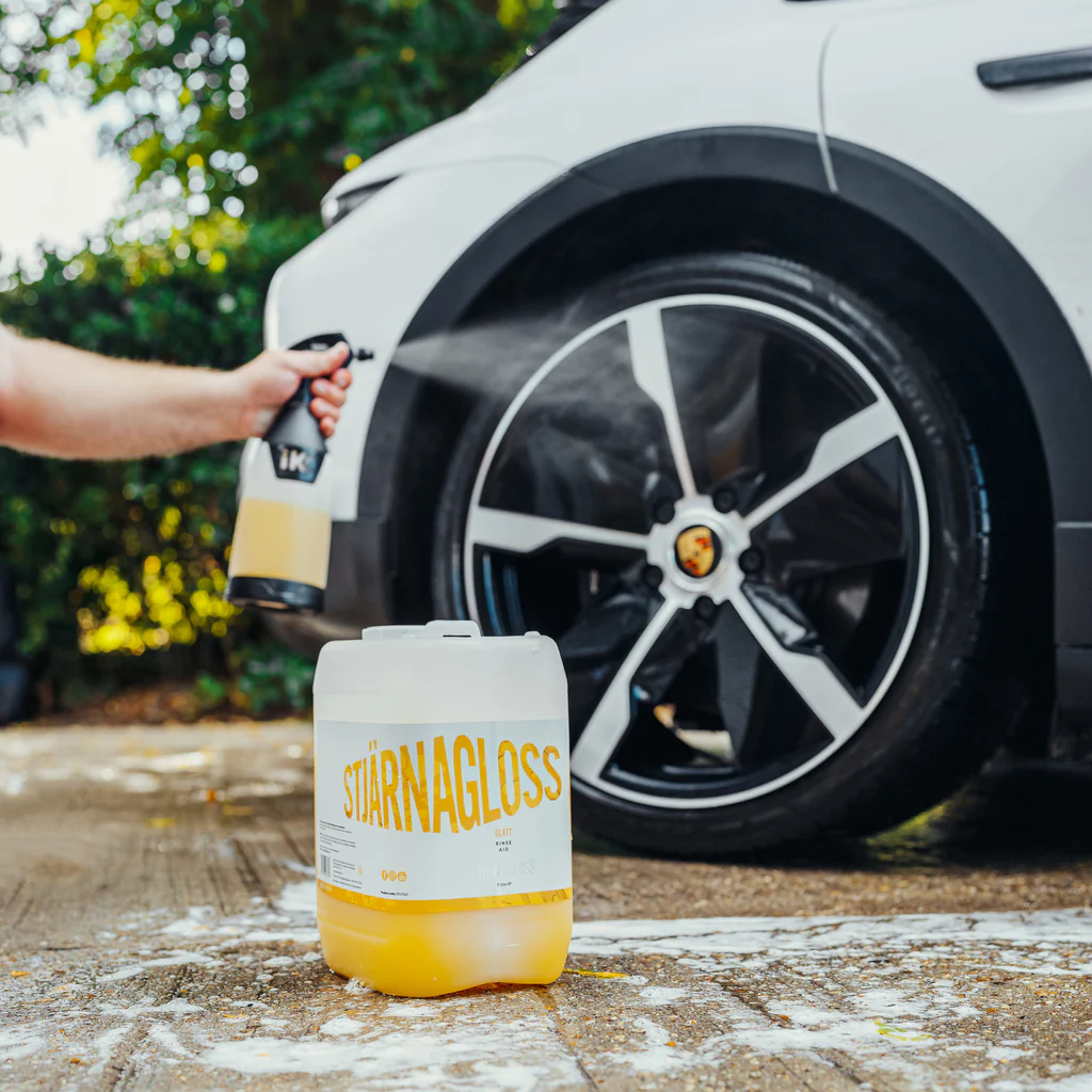 Stjarnagloss Glatt 5L. Wheel Protection. hydrophobic and Water repellent rinse aid for coating your car quickly after washing. Stjarnagloss Ireland, Stjarnagloss Cork Ireland