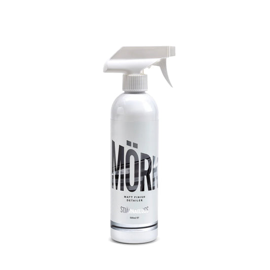 Mörk is your go-to quick car detailer for maintaining the pristine appearance of frosted paintwork and matte wraps. 