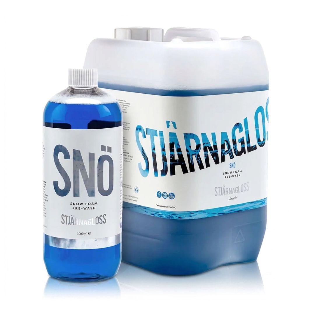 Bottle and large container of Stjarnagloss Sno snow foam on a white background