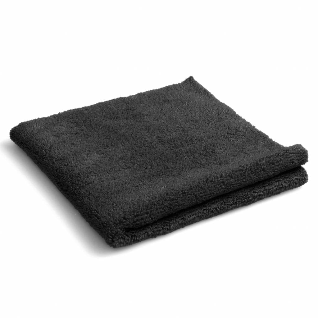 The Edgeless Dual Microfibre Cloths feature a dual-layer, laser-cut, edgeless design, making them ideal for buffing waxes, sealants, and ceramic coatings.