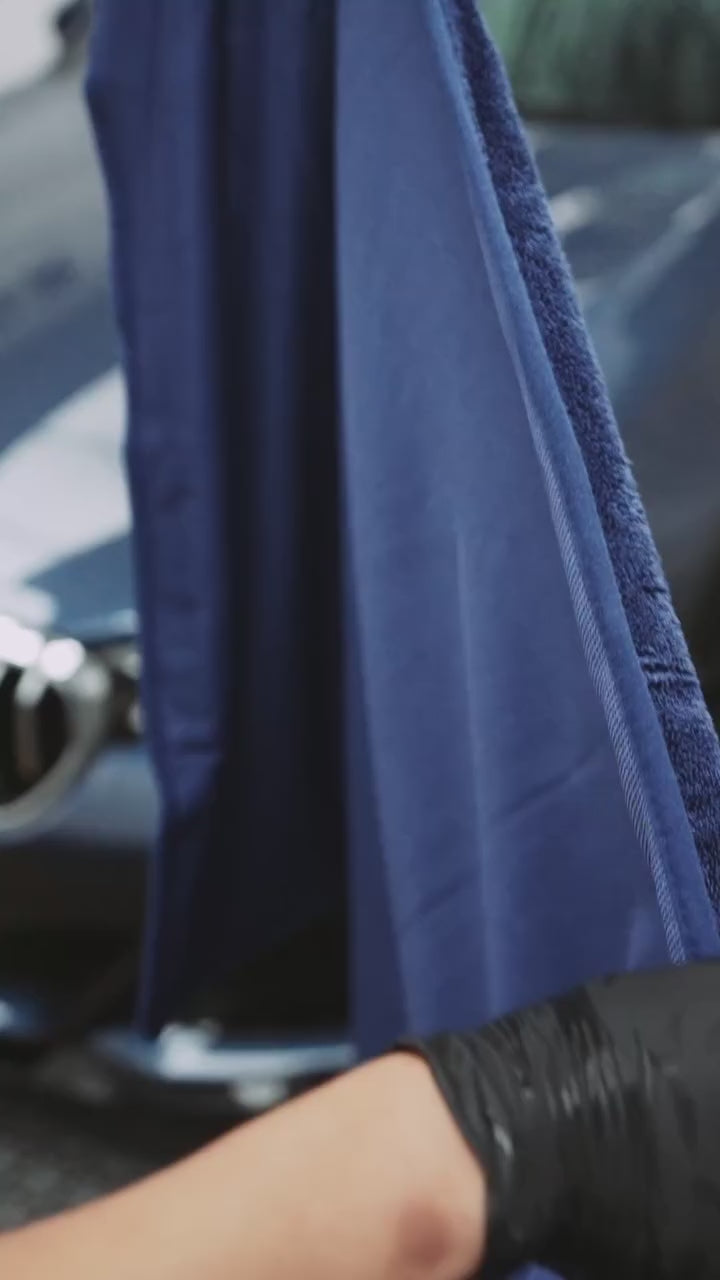 How to use Labocosmetica Drying Towel