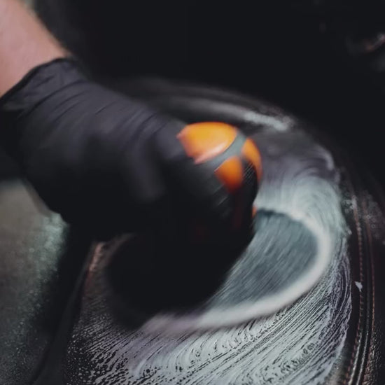 ADBL Fat Brush. Ultra soft brush looking like a barber brush for shaving cream