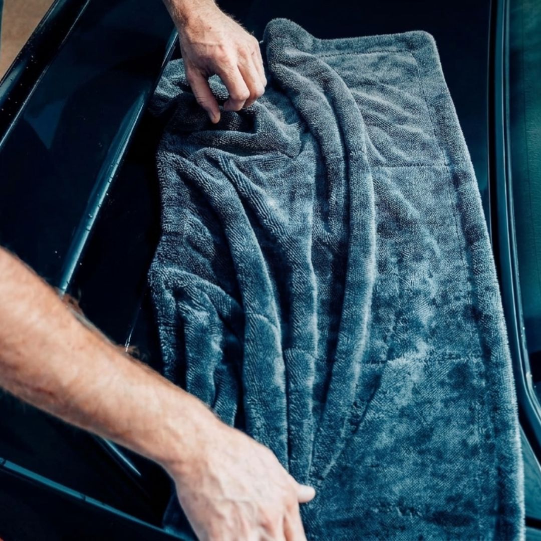 Korean made WashMe Twisted XL EXTREME Drying Towel - Grey (1800gsm/80x50cm)