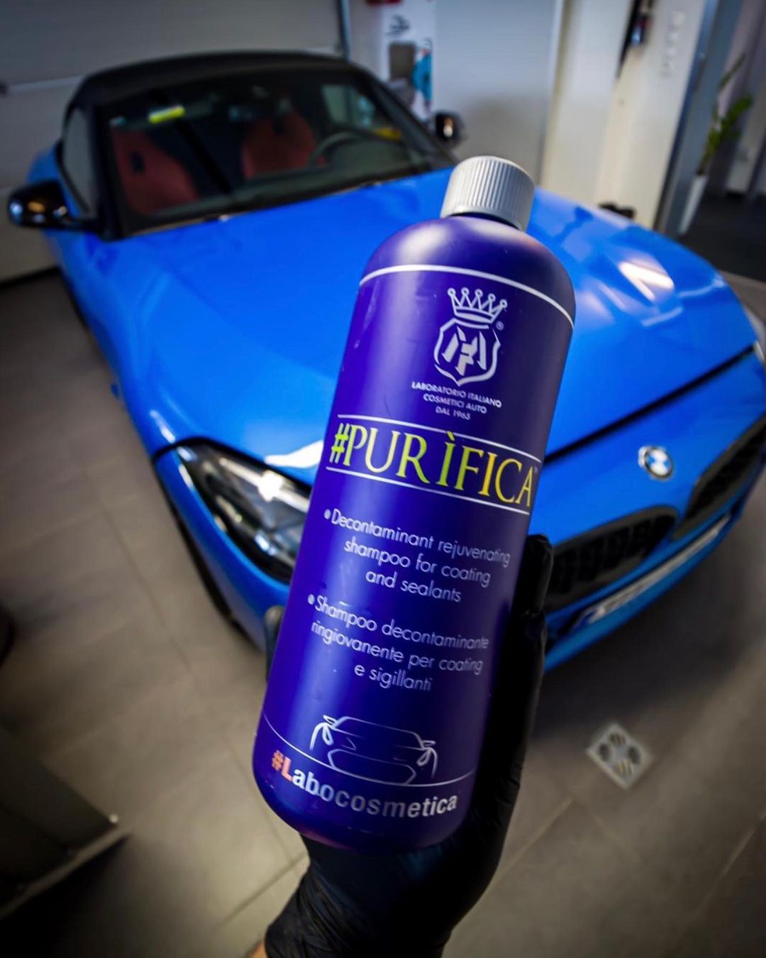 Labocosmetica Purifica Shampoo. Blue bottle with see through cap. Labocosmetica Cork Ireland. BMW Z4