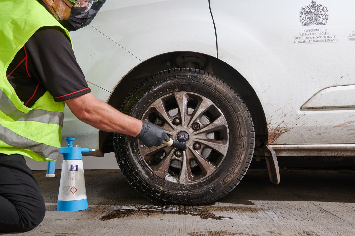 Heavy Duty Wheel Cleaner is a powerful, fast-acting, acid-free cleaner for automotive wheels. Autoglym Ireland, Autoglym Cork Ireland